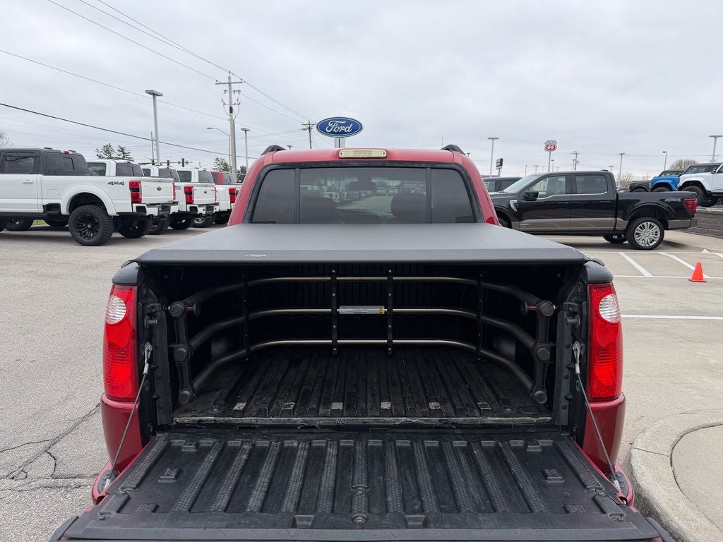 2004 Ford Explorer Sport Trac Base