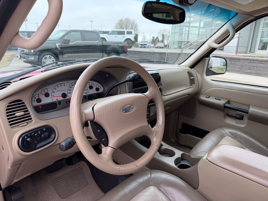 2004 Ford Explorer Sport Trac Base