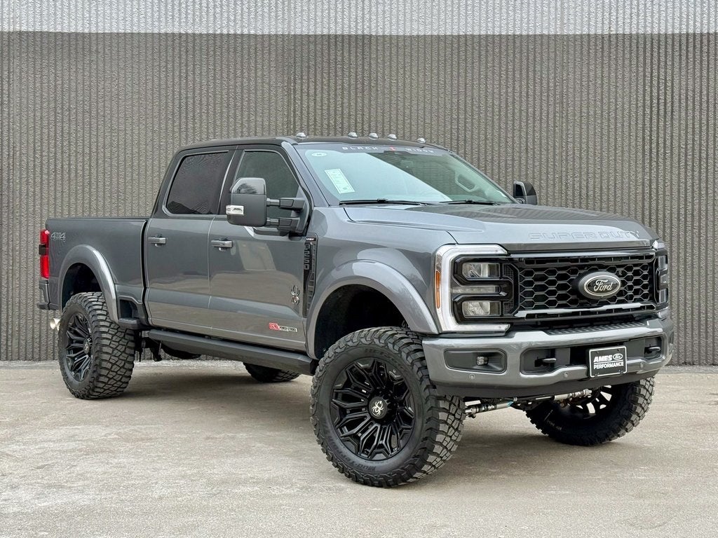 2026 Ford F-250SD Black Widow