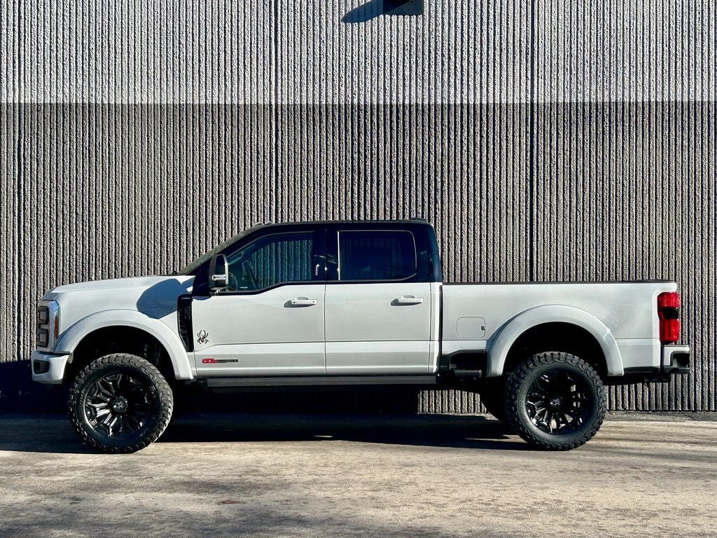 2026 Ford F-250SD Black Widow