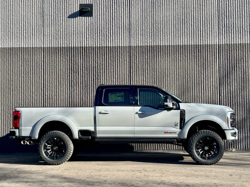 2026 Ford F-250SD Black Widow