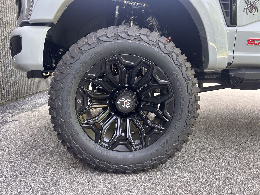 2026 Ford F-250SD Black Widow