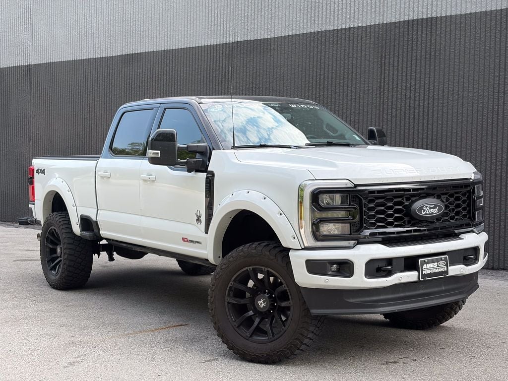2025 Ford F-250SD Black Widow