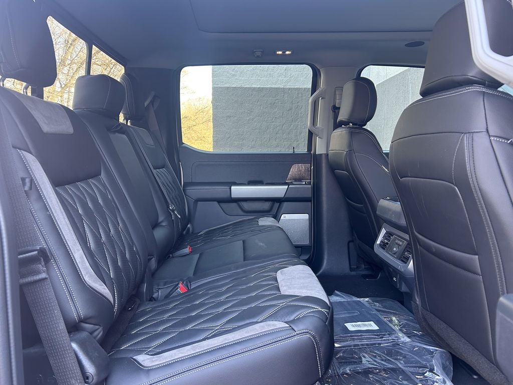 2026 Ford F-250SD Black Widow