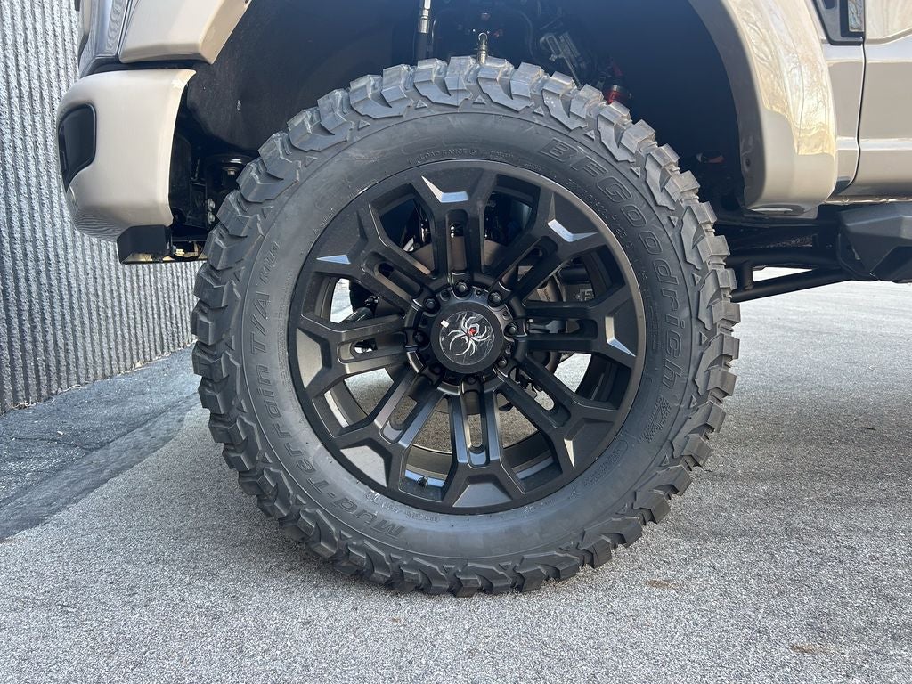 2026 Ford F-250SD Black Widow