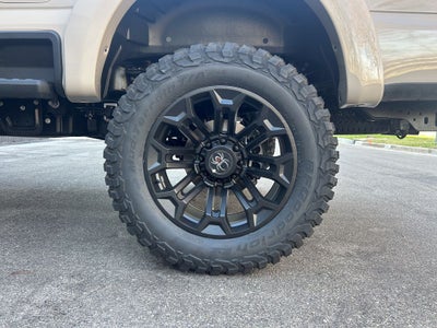 2026 Ford F-250SD Black Widow