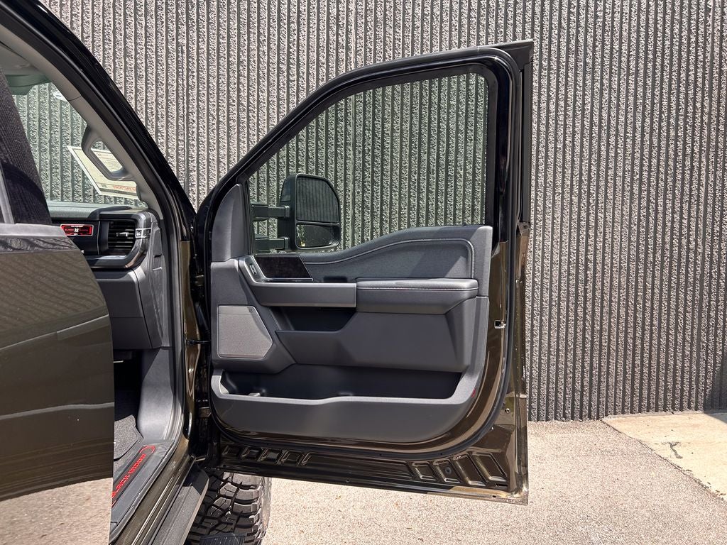2026 Ford F-250SD Black Widow PTS
