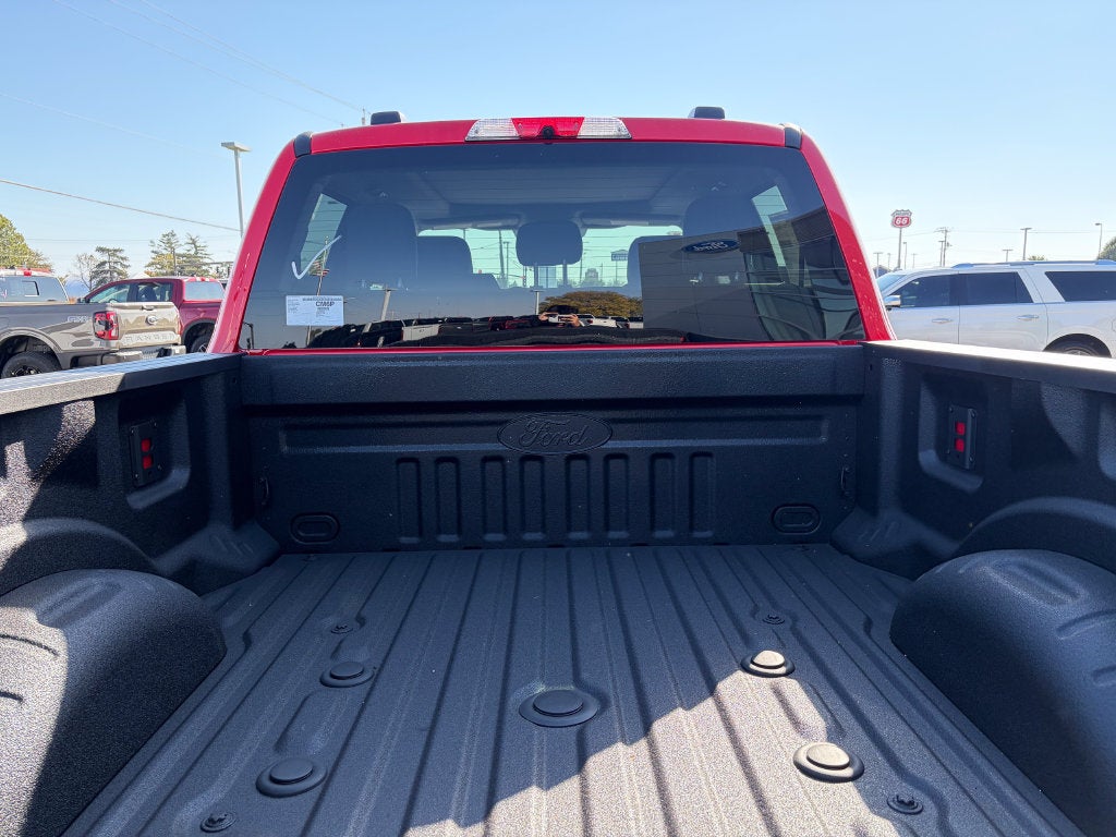 2027 Ford F-250SD XLT