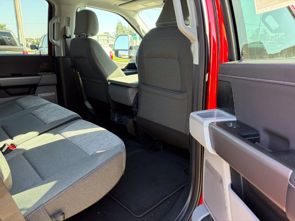 2027 Ford F-250SD XLT
