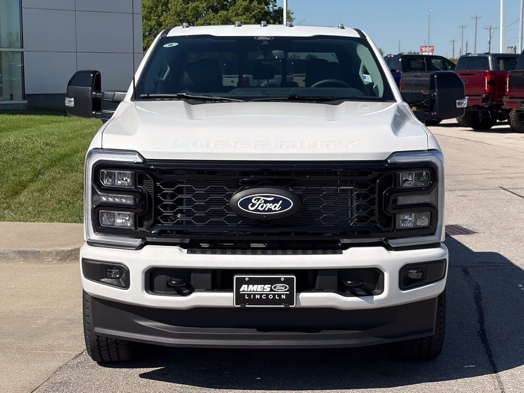 2027 Ford F-250SD Lariat