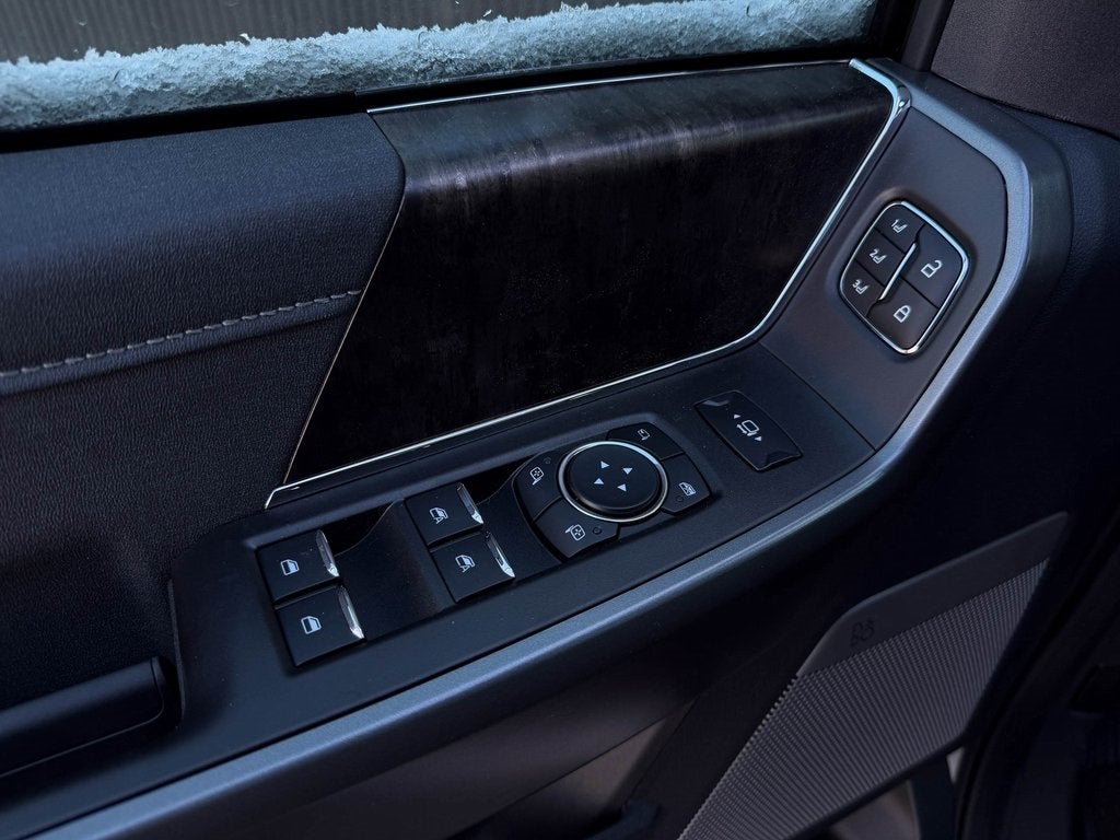 2026 Ford F-250SD Black Widow