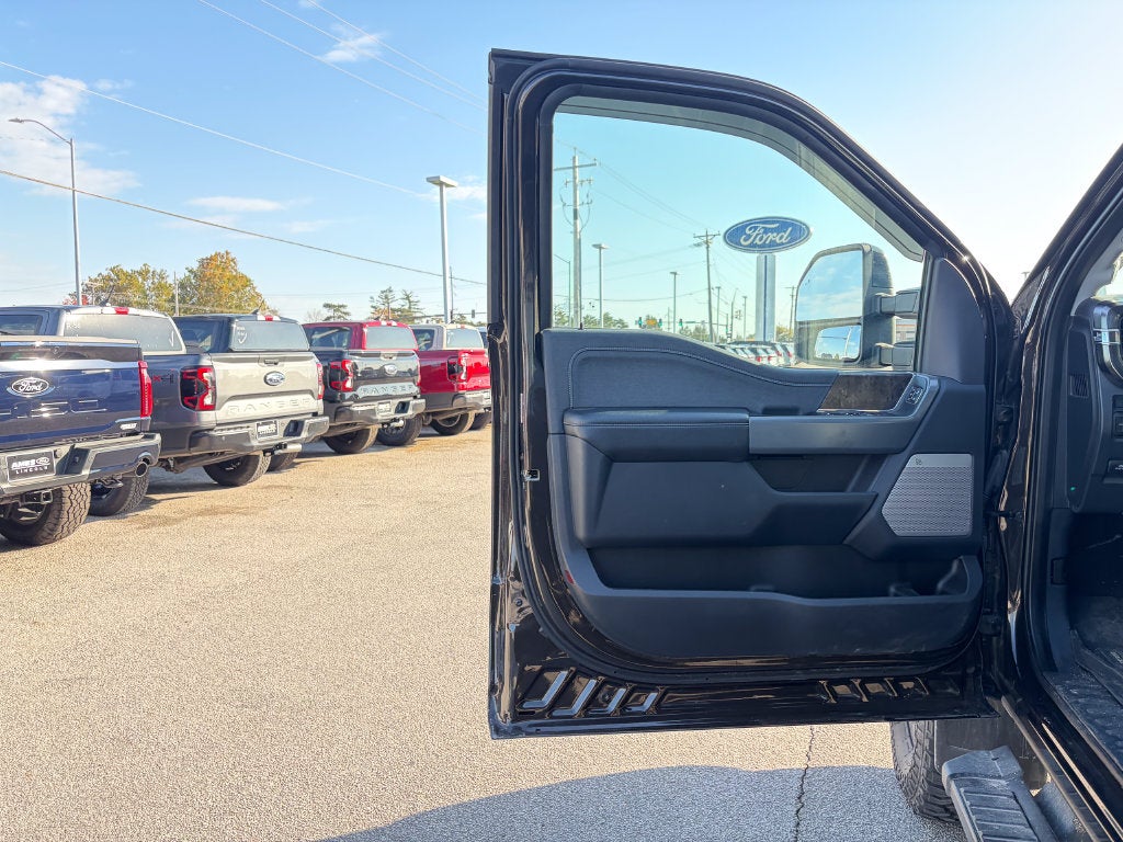 2024 Ford F-350SD Lariat