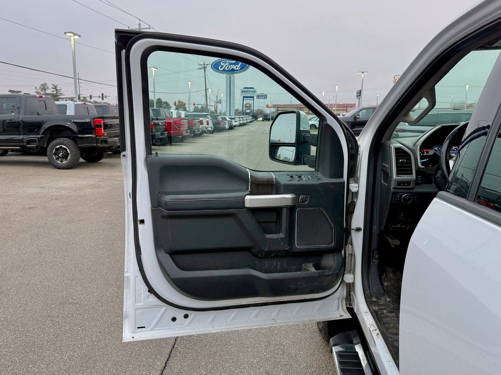 2021 Ford F-350SD Lariat