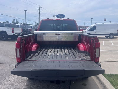 2022 Ford F-350SD Lariat