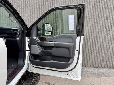 2026 Ford F-350SD Black Widow