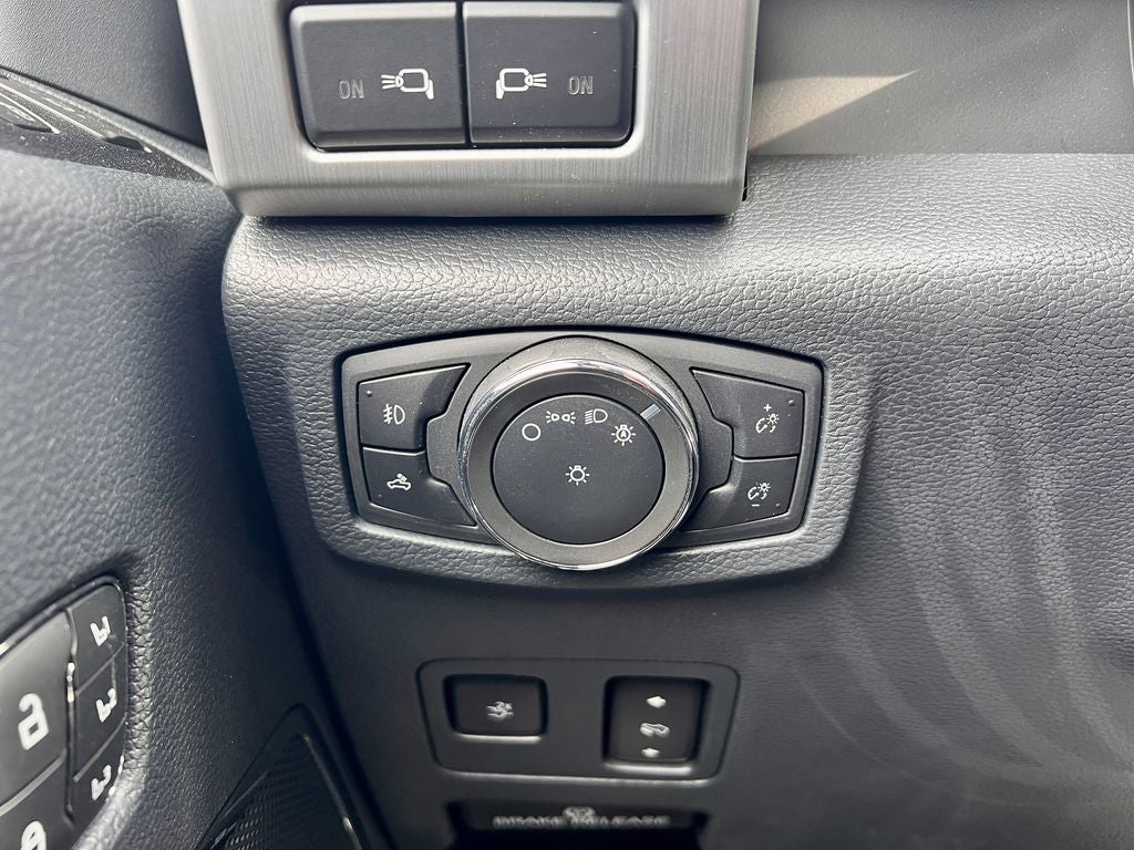 2022 Ford F-350SD Platinum