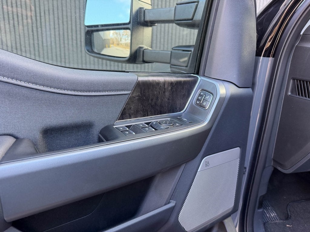 2026 Ford F-350SD Black Widow