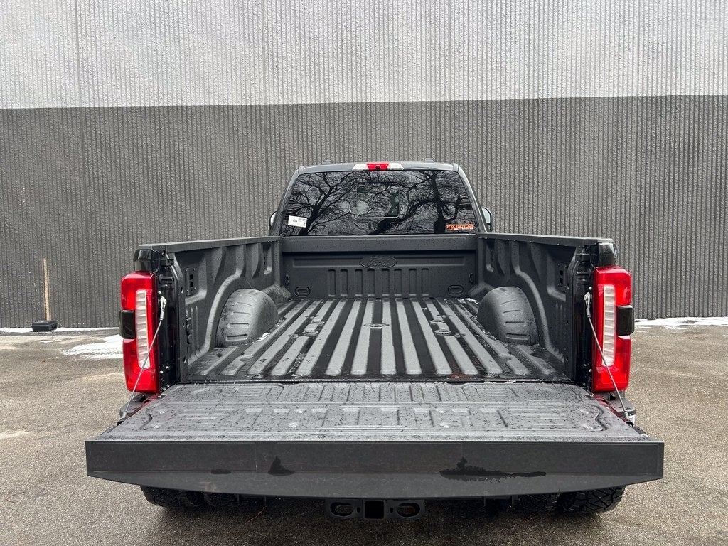 2026 Ford F-350SD Black Widow DRW