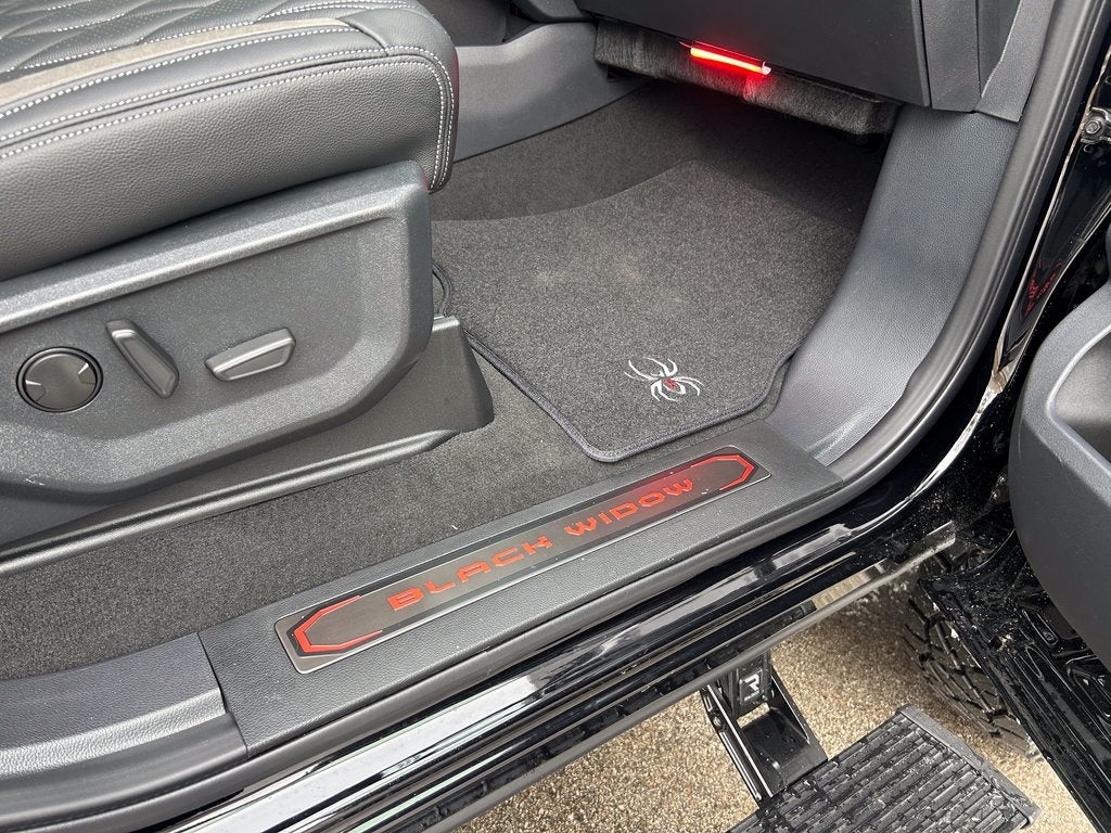 2026 Ford F-350SD Black Widow DRW