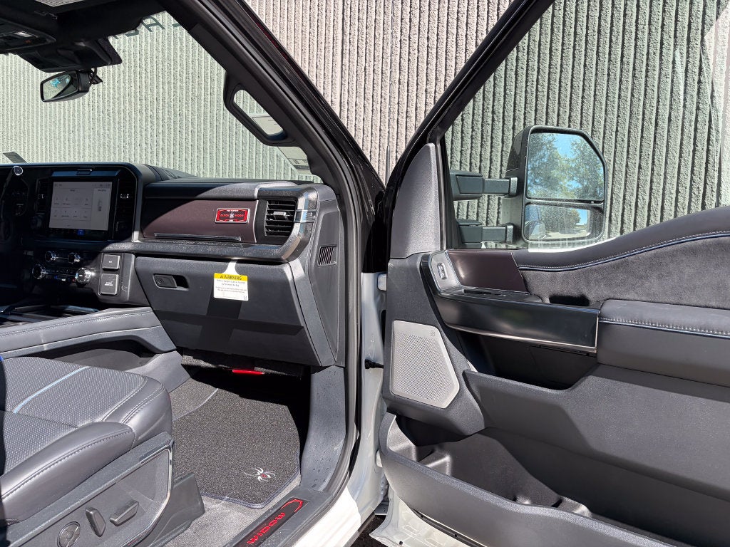 2026 Ford F-350SD Black Widow DRW
