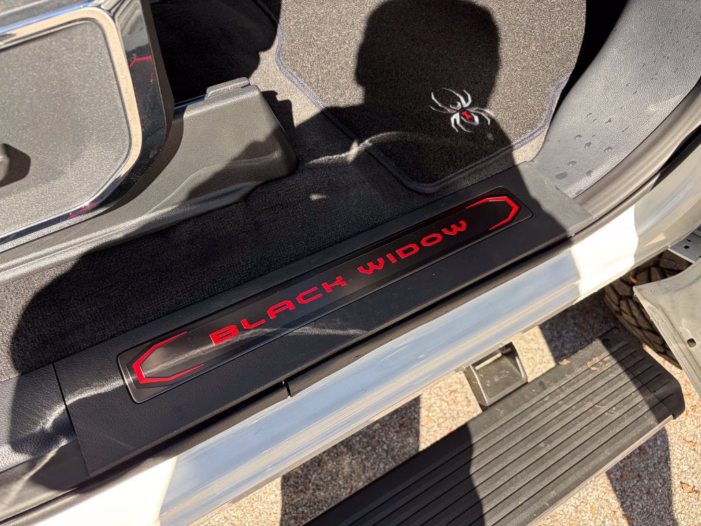 2026 Ford F-350SD Black Widow DRW