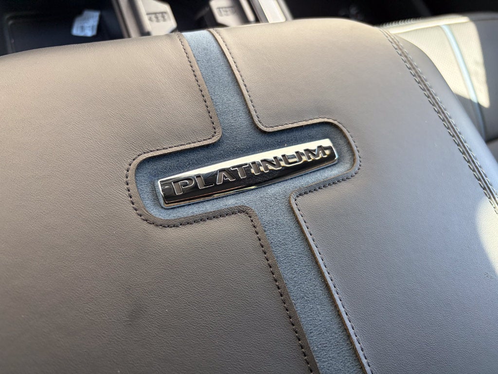 2026 Ford F-350SD Black Widow DRW