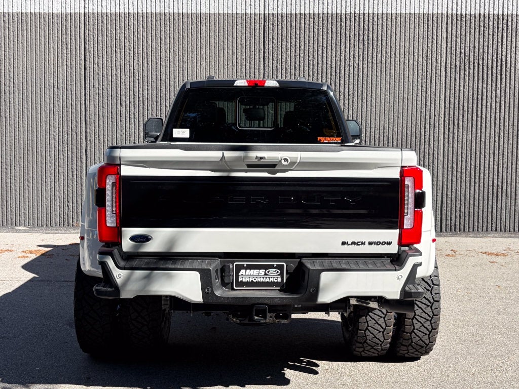 2026 Ford F-350SD Black Widow DRW