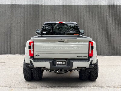 2026 Ford F-350SD Platinum Black Widow DRW
