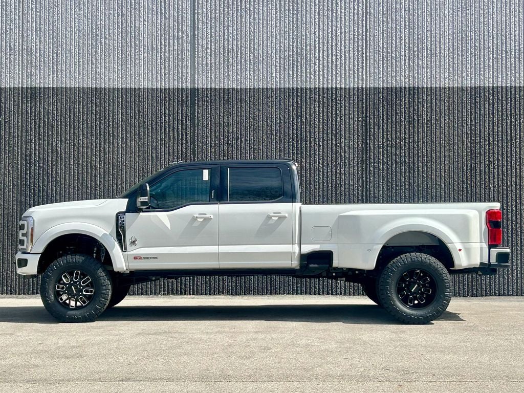 2026 Ford F-350SD Black Widow DRW