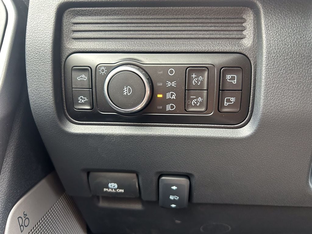 2026 Ford F-350SD Black Widow DRW