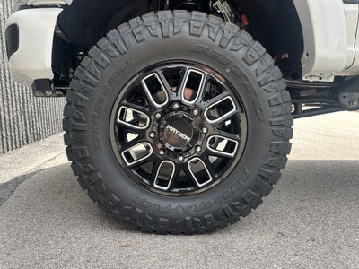 2026 Ford F-350SD Black Widow DRW