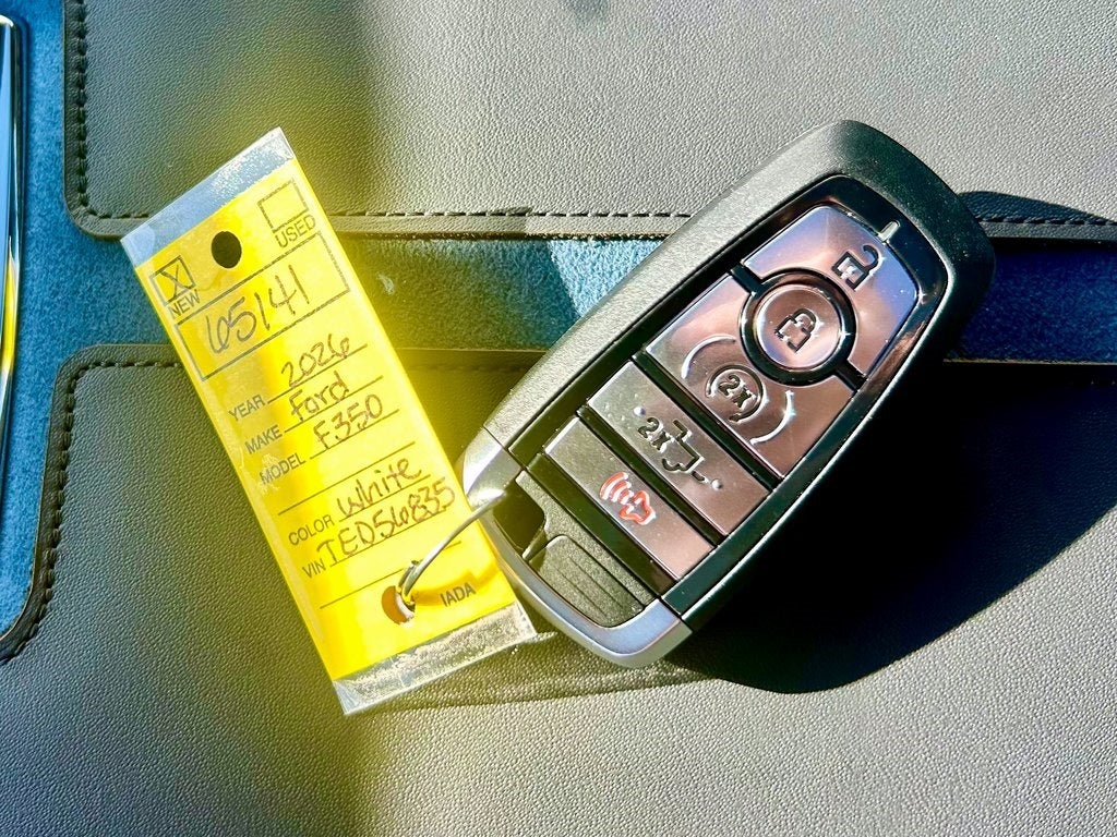 2026 Ford F-350SD Platinum DRW