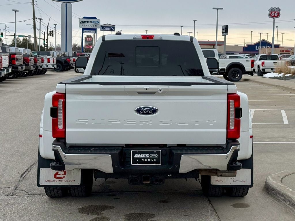 2025 Ford F-350SD Lariat DRW