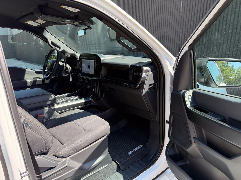 2026 Ford F-150 STX Lobo