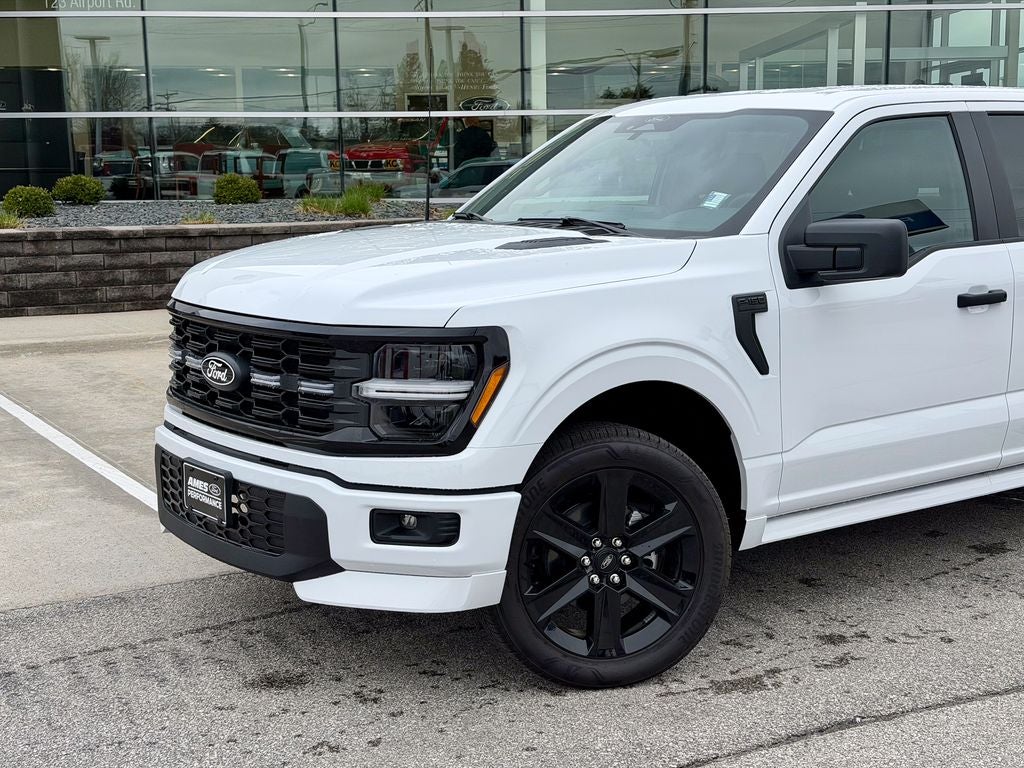 2025 Ford F-150 STX Lobo