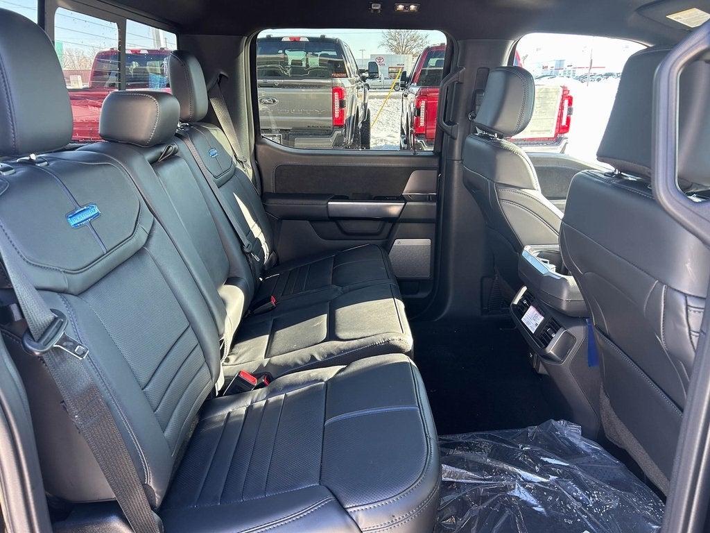 2025 Ford F-150 Platinum