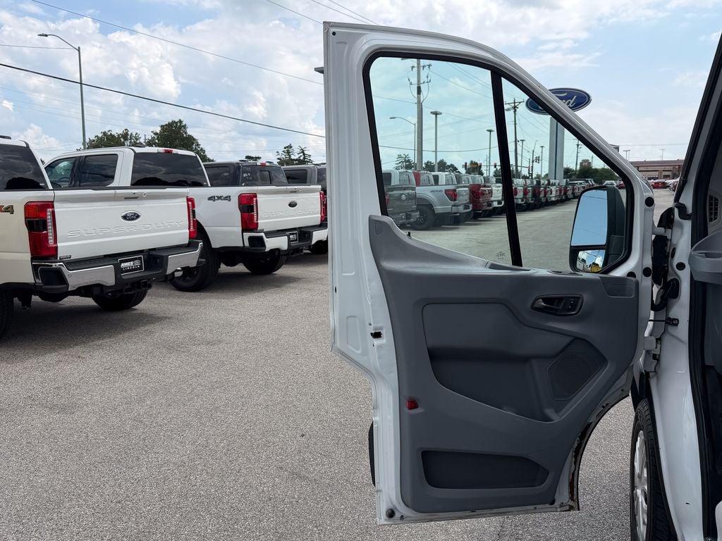 2015 Ford Transit-250 Base