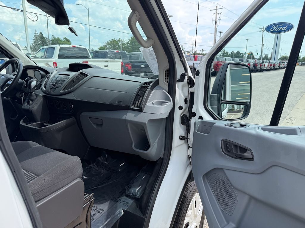 2015 Ford Transit-250 Base