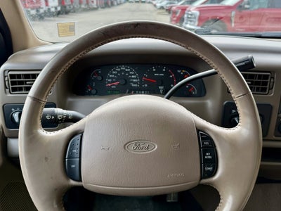 2002 Ford F-250SD Lariat