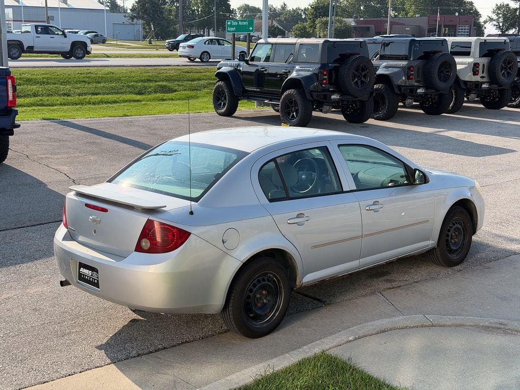 2005 Chevrolet Cobalt Base