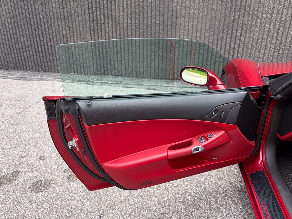 2005 Chevrolet Corvette Base