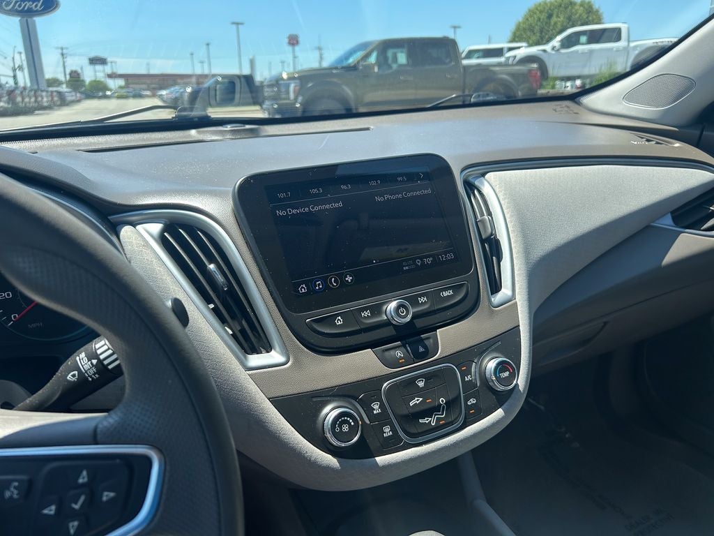 2024 Chevrolet Malibu LS 1LS