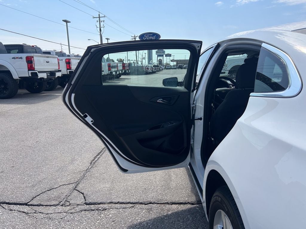 2022 Chevrolet Malibu LS 1LS