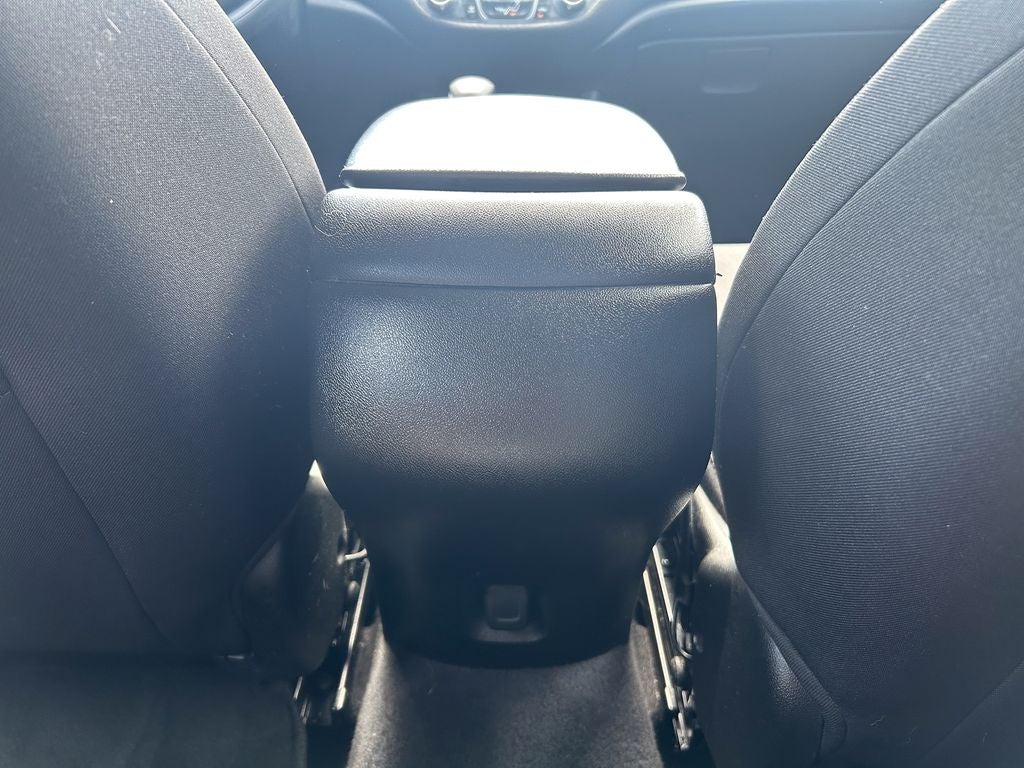 2022 Chevrolet Malibu LS 1LS