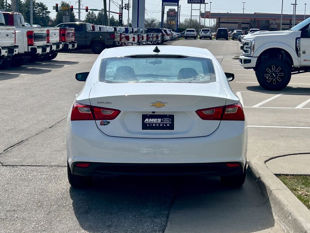 2022 Chevrolet Malibu LS 1LS