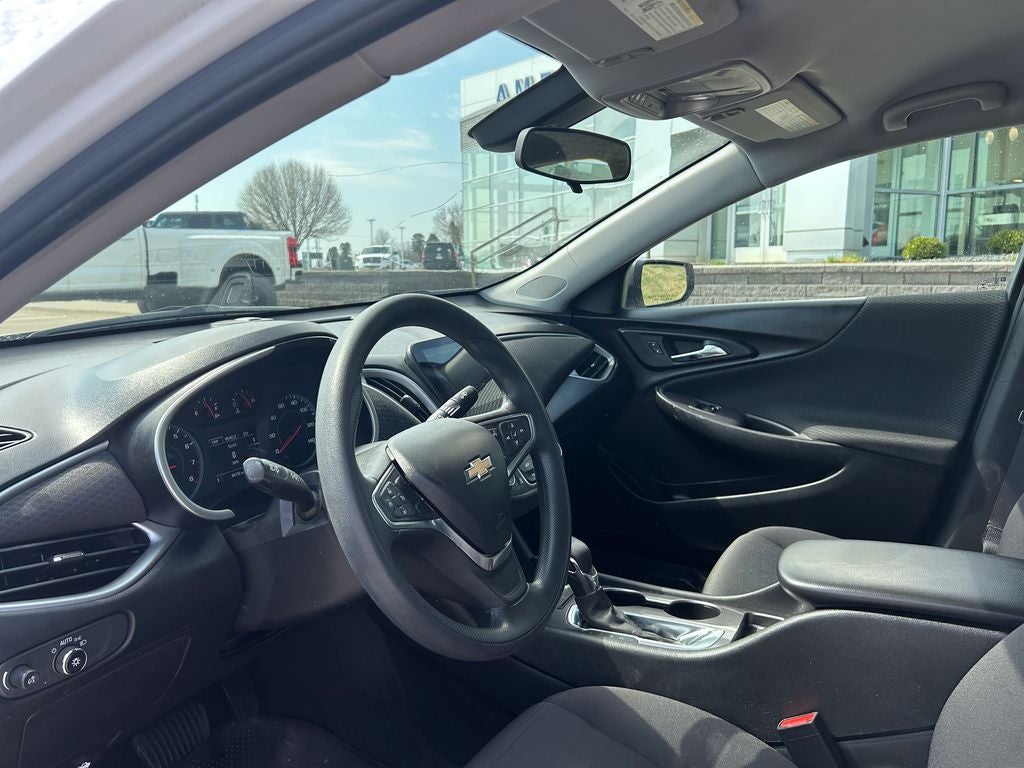 2022 Chevrolet Malibu LS 1LS