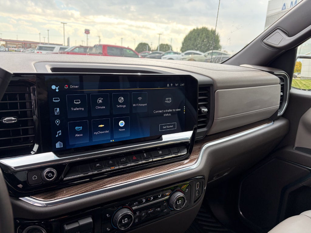 2024 Chevrolet Silverado 1500 LT LT1