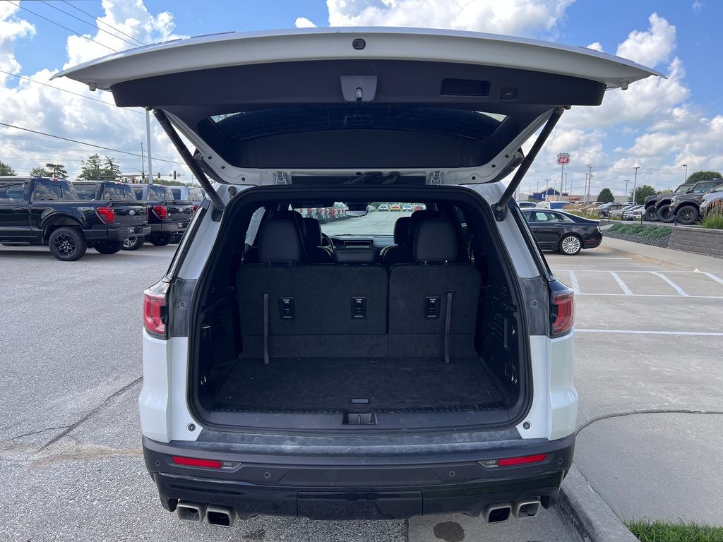 2024 GMC Acadia AT4