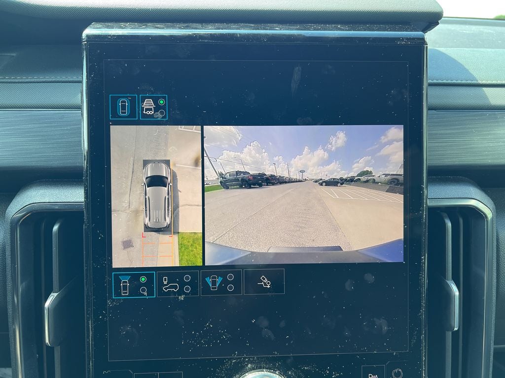 2024 GMC Acadia AT4