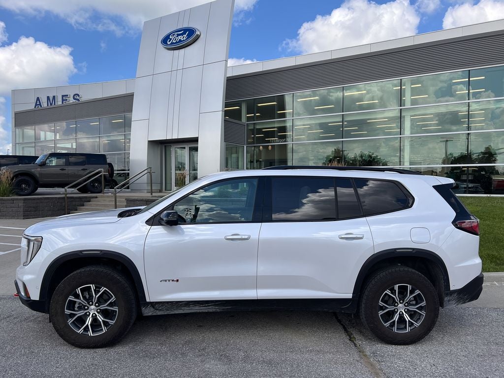 2024 GMC Acadia AT4